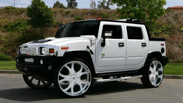 White hummer parking lot hill free wallpaper - medium preview image