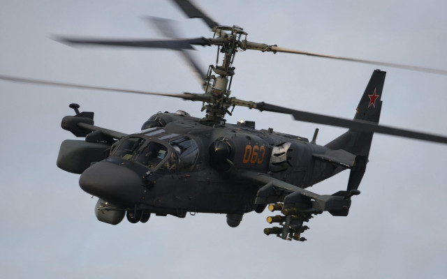 Military helicopter pilot sciencefiction mecha free wallpaper - medium preview image