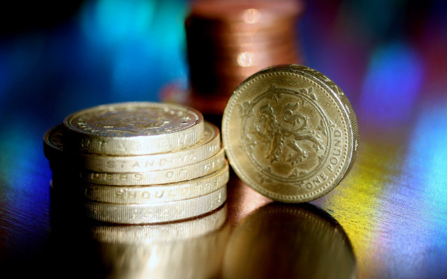 Coins thread macro blurry colorful free wallpaper - medium preview image