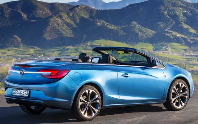 Blue convertible mountain valley town free wallpaper - medium preview image