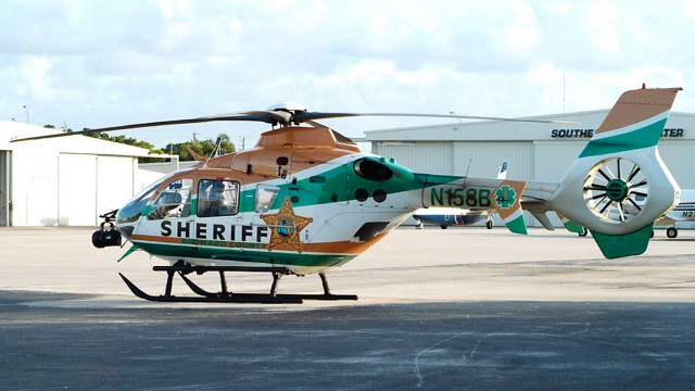 Helicopter airport hangar military ocean free wallpaper - medium preview image