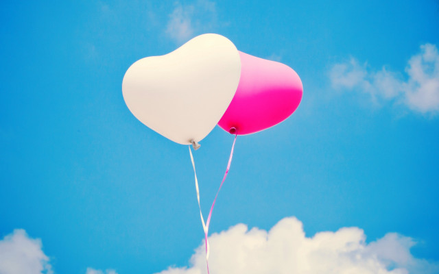 Heart balloons sunny day clouds free wallpaper - medium preview image
