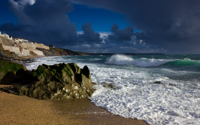 Wave rocky beach cliff stormy free wallpaper - medium preview image
