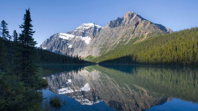 Mountain range reflection lake forest #15 free wallpaper - medium preview image
