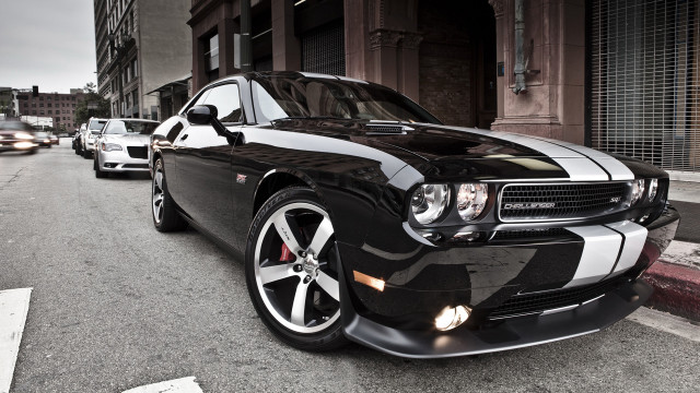 Black white car street building free wallpaper - medium preview image