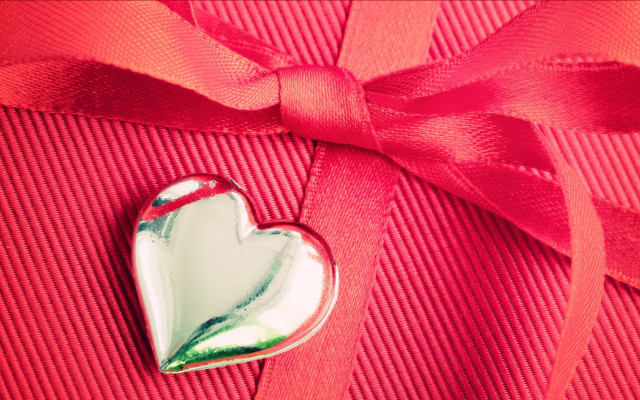 Heart ribbon bow silver romanticism free wallpaper - medium preview image
