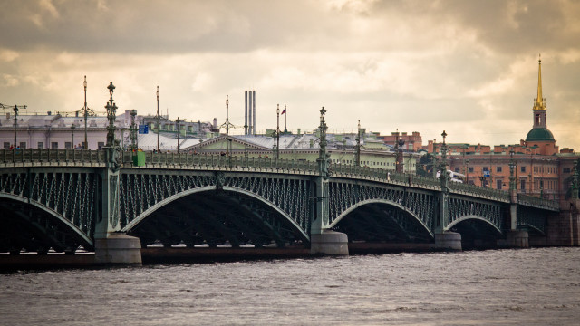 Bridge clock tower cityscape cloudy free wallpaper - medium preview image