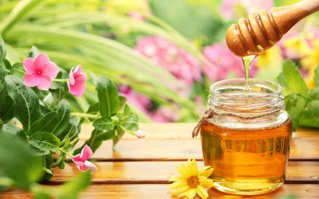Honey jar flowers wooden spoon free wallpaper - medium preview image