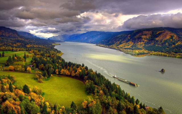 Large boat lake mountains trees #3 free wallpaper - medium preview image