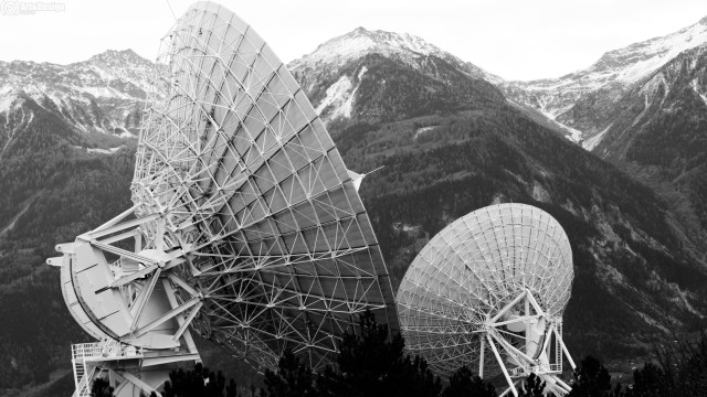 Satellite dishes mountains snow mountain free wallpaper - medium preview image