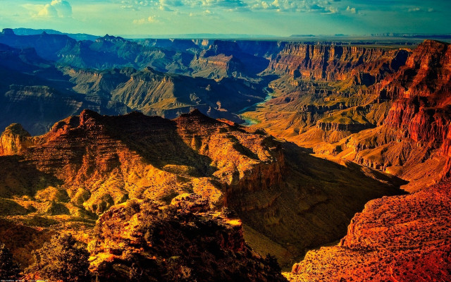 Canyon mountain range autumn leaves free wallpaper - medium preview image