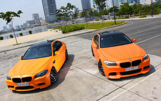 Orange cars city street 3d free wallpaper - medium preview image