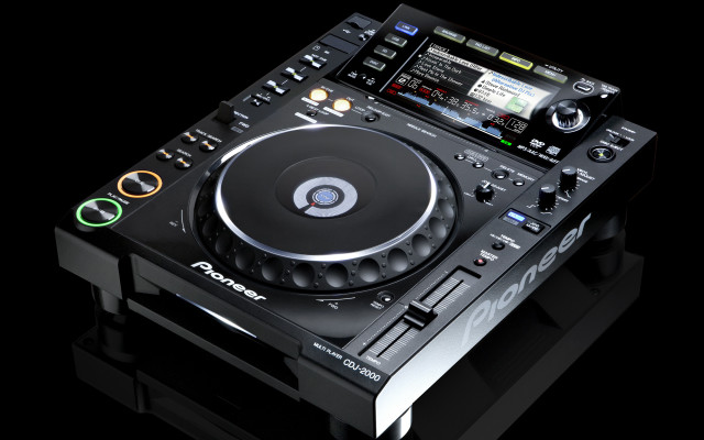 Dj turntable controller black surface #2 free wallpaper - medium preview image