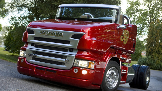 Red truck gold emblem dahlov free wallpaper - medium preview image