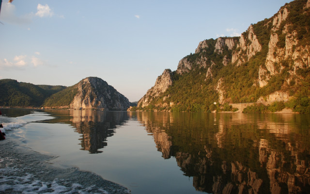Boat river mountain lake bridge free wallpaper - medium preview image