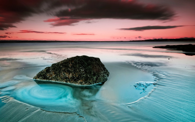 Rock sand beach sunset clouds #2 free wallpaper - medium preview image