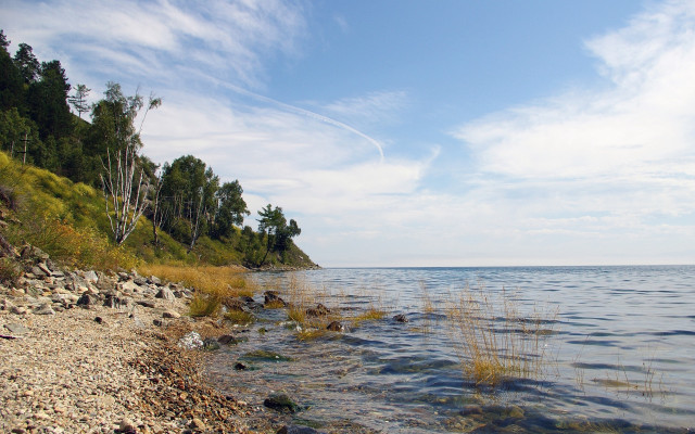 Rocky shore hudson river polarized free wallpaper - medium preview image