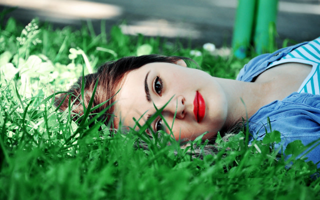 Woman lying grass red lipstick free wallpaper - medium preview image