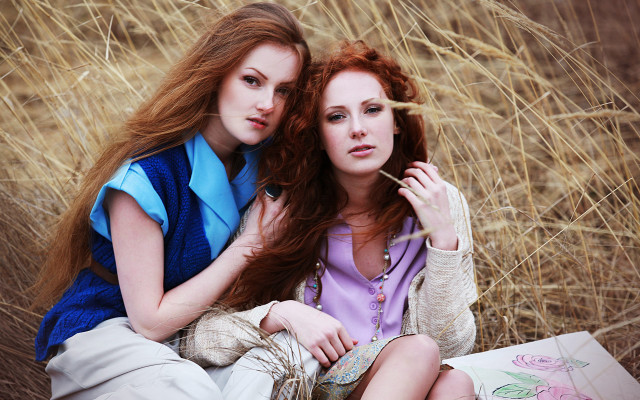 Two women smoking fireworks fashion free wallpaper - medium preview image