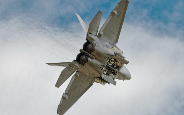 Fighter jet cloudy sky landing #9 free wallpaper - medium preview image