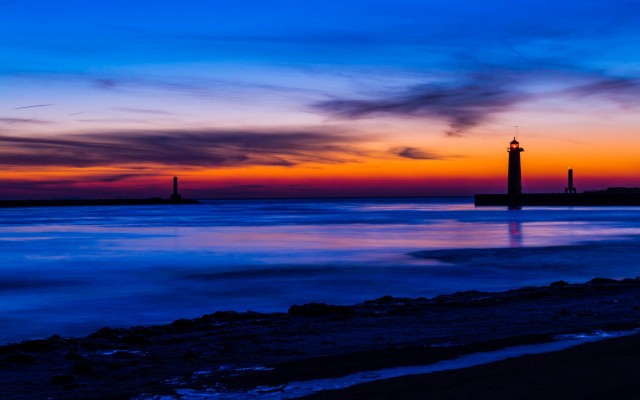 Lighthouse sunset ocean beach waves free wallpaper - medium preview image