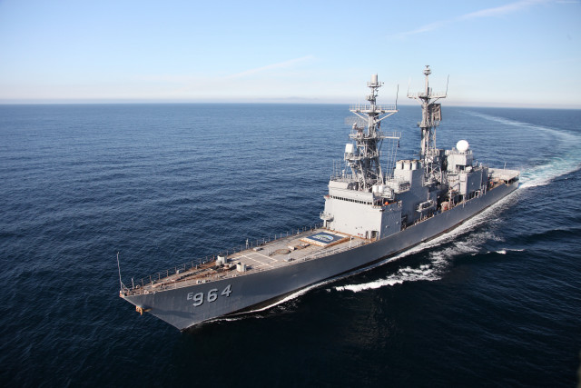 Large ship ocean sunny sky #2 free wallpaper - medium preview image