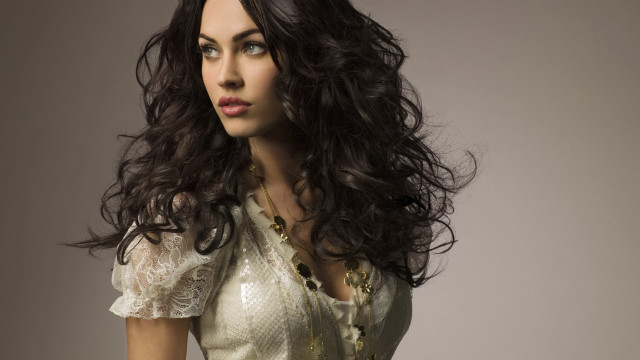 Gothic portrait woman white dress free wallpaper - medium preview image