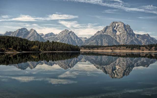 Mountain lake reflection trees sky #4 free wallpaper - medium preview image