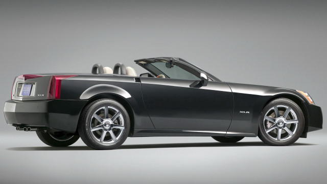Black convertible red top white free wallpaper - medium preview image