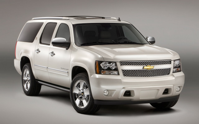 White suv studio gray background free wallpaper - medium preview image