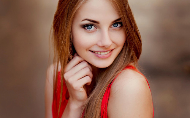 Woman blueeyes reddress smiling portrait free wallpaper - medium preview image