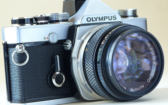Camera lens cap macro 35mm free wallpaper - medium preview image