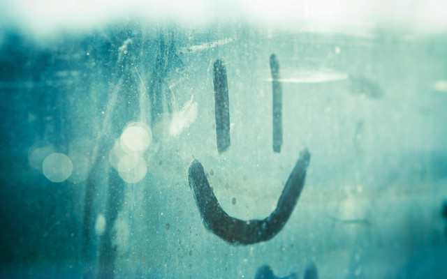 Smiley rainy window blue sky free wallpaper - medium preview image
