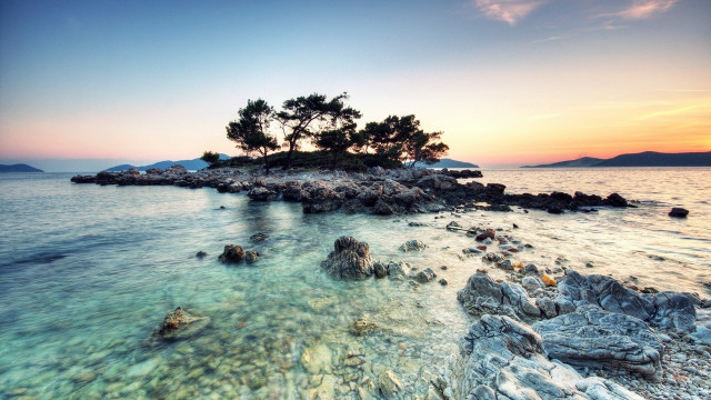 Island tree ocean sunset magic free wallpaper - medium preview image