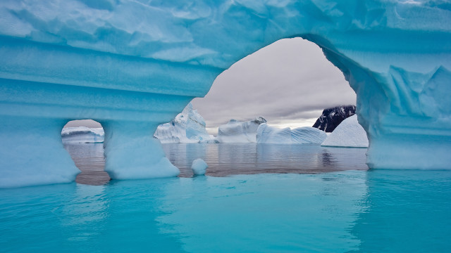 Iceberg glacier scenery ecological art free wallpaper - medium preview image