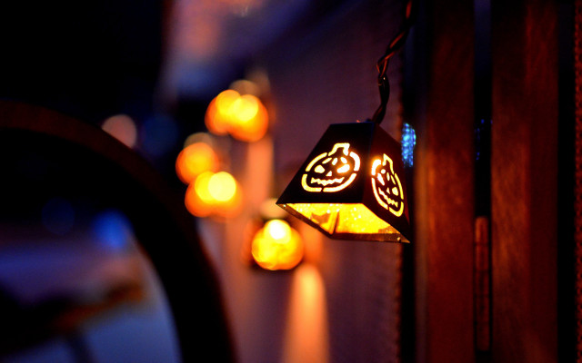 Lamp pumpkin mirror ambient lighting free wallpaper - medium preview image