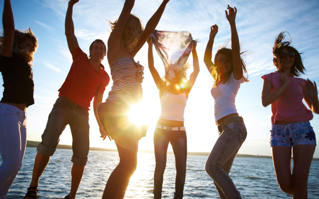 Beach group kite summer denim free wallpaper - medium preview image
