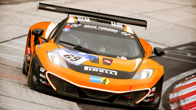 Race car moving track number free wallpaper - medium preview image