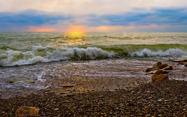 Beach wave sunset clouds cityscape free wallpaper for desktop - medium preview image