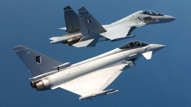 Fighter jets formation sky blue free wallpaper - medium preview image