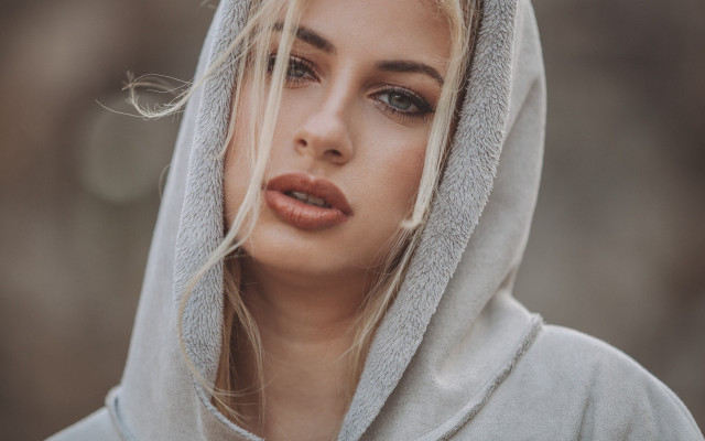 Woman hoodie redlips portrait photography free wallpaper - medium preview image