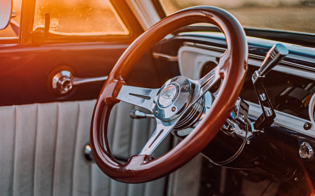 Car dashboard steering wheel sunbeam free wallpaper - medium preview image