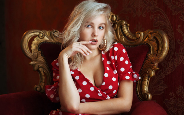 Elina karimova polka dot dress #2 free wallpaper - medium preview image