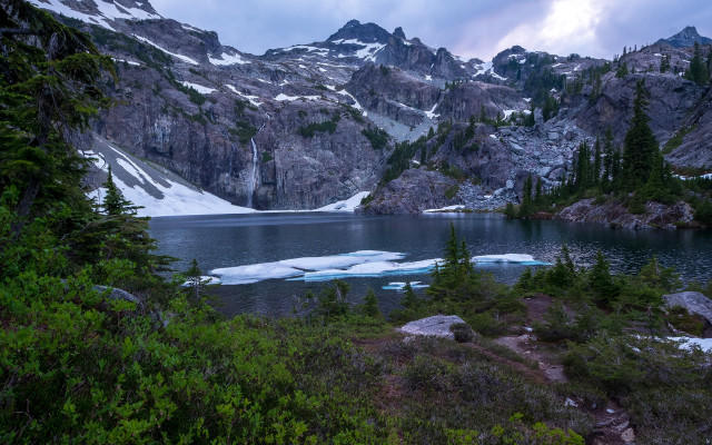 Mountain lake snow mountains ice free wallpaper - medium preview image