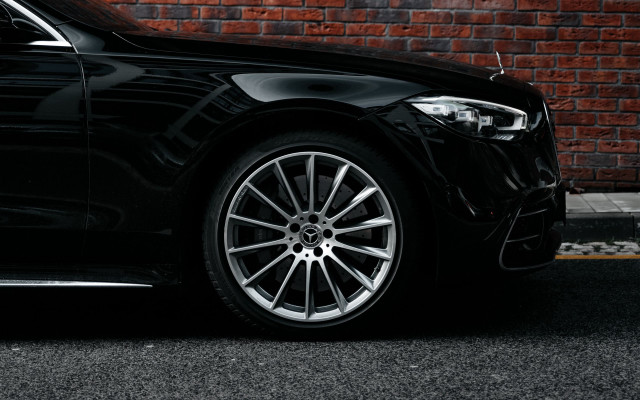Black car brickwall clock parkingmeter free wallpaper - medium preview image