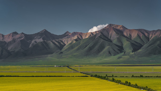 Green field mountains road fence free wallpaper - medium preview image