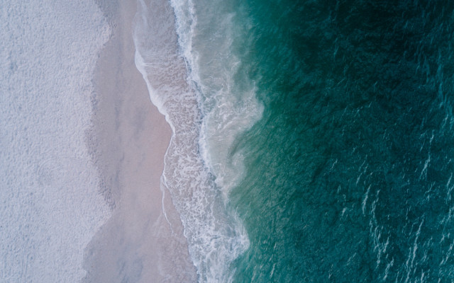 Dionisius beach surfboard ocean horizon free wallpaper - medium preview image