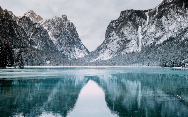 Mountain range reflection snowy peaks free wallpaper - medium preview image