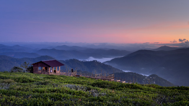 Cabin hill mountains valley sunset free wallpaper - medium preview image