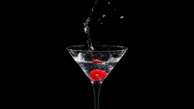 Martini glass red ball splash free wallpaper - medium preview image